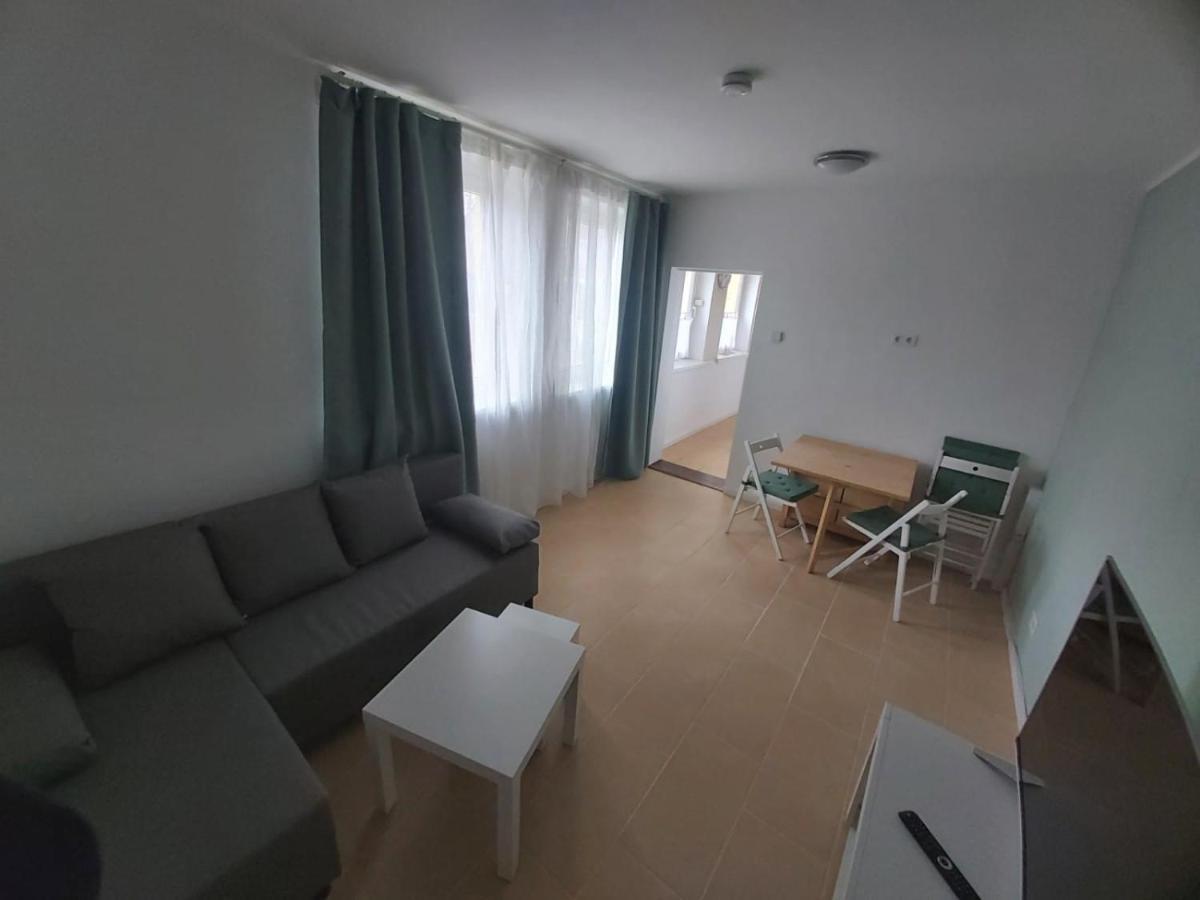 Am Bahnhof Ketzin Apartment Exterior photo